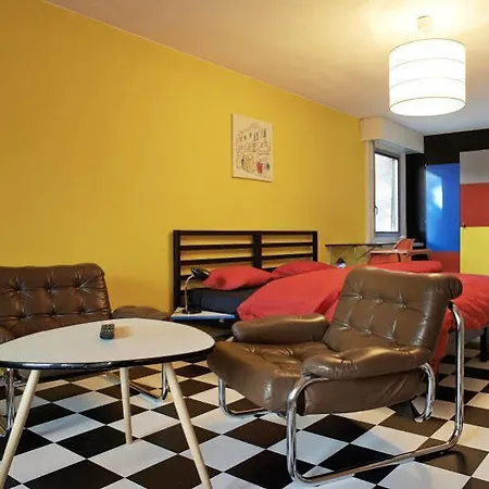 Hostel Budget